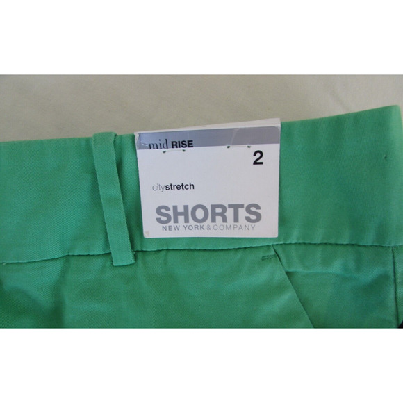Brat green NY & Co shorts Sz 2 New with tags - Picture 3 of 8